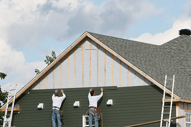Professional Emergency Siding Repair technician working in Burnham, IL